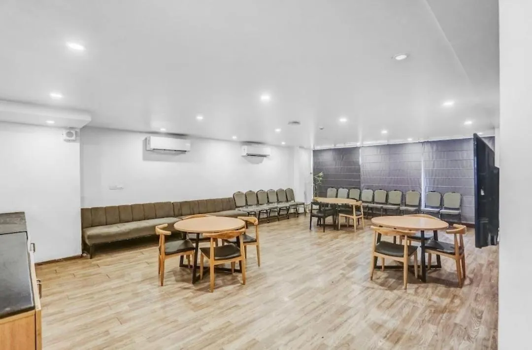Arena Residency Hotel Gurgaon 0*,